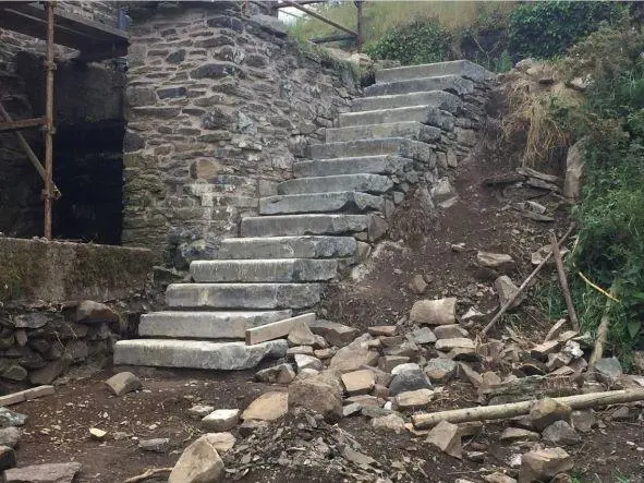 reclaimed limestone steps
